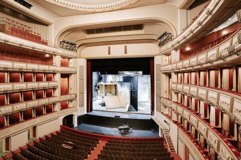 Wiener Staatsoper Zuschauerraum mit Bühne