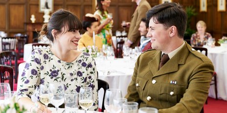 Goodwood Revival Gäste im Officers Club