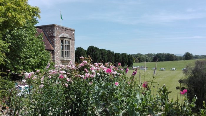 Glyndebourne Blumen mit Old Green Room