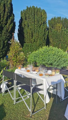 Glyndebourne Picknicktisch im Garten