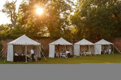Marquees für Picknick Grange Park Opera