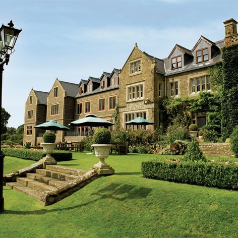 South Lodge Hotel von der Gartenseite