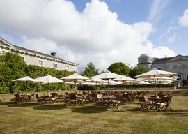 Goodwood Festival of Speed Tische in Library Lawn