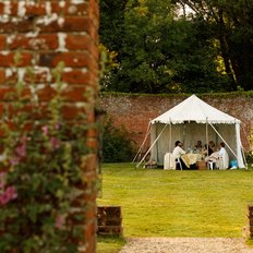 Picknick Deluxe Theatre in the Woods