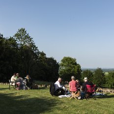 Interval Dining im Garten beim Longborough Festival Opera