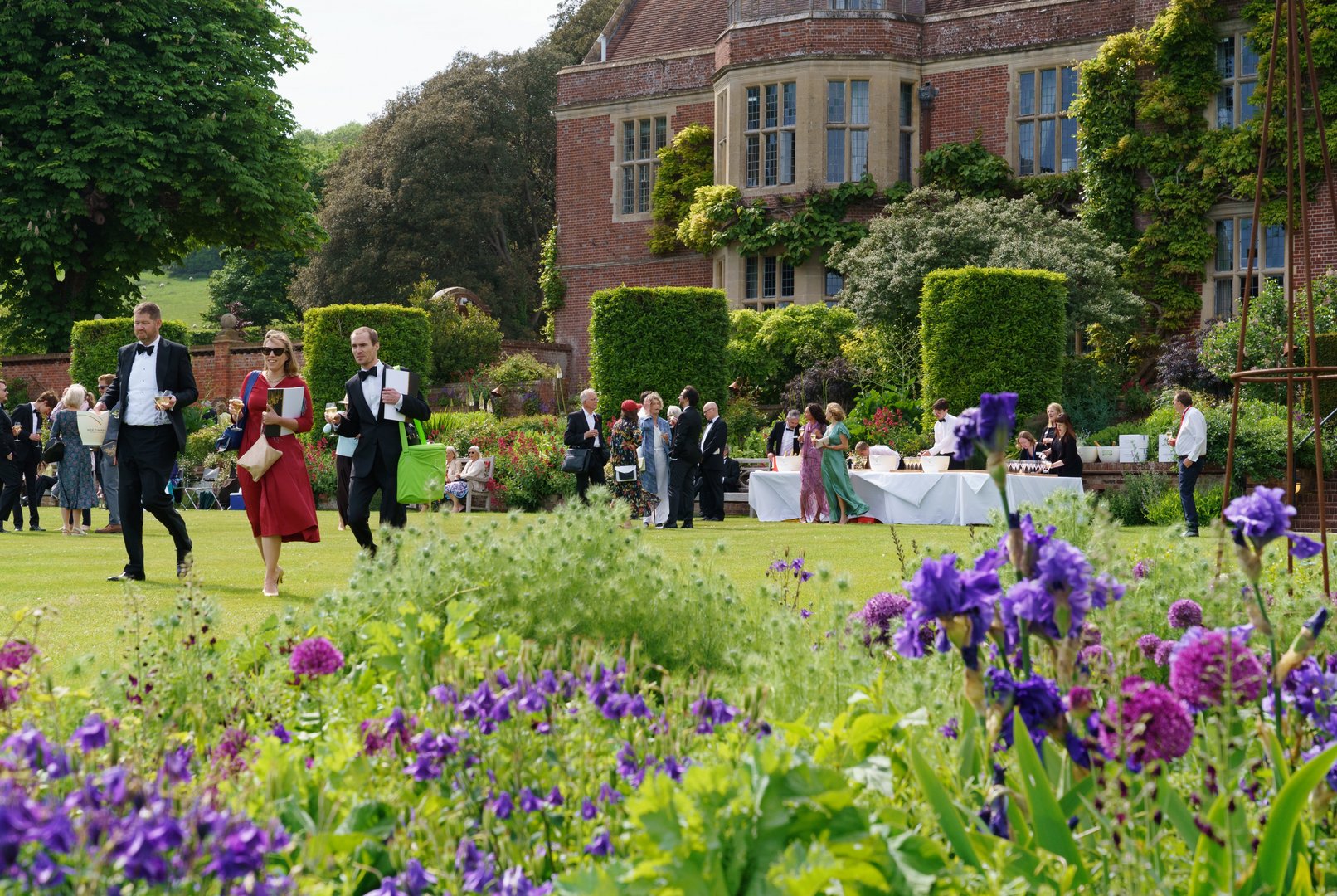 Glyndebourne Festival Besucher im Garten