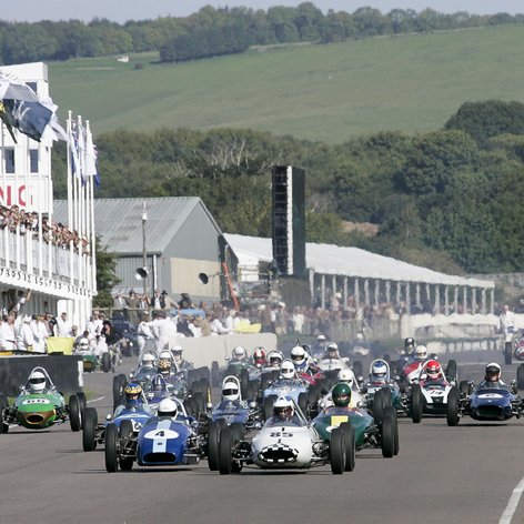 Goodwood Revival Oldtimer beim Autorennen