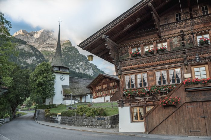 Gstaad Dorf-