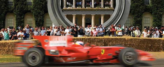 Goodwood FoS roter Formel 1 Rennwagen